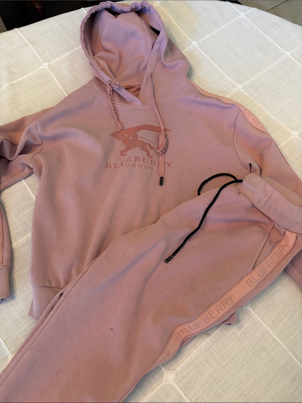 Blueberry London Women's Pink Track Pants & Hoodie Set